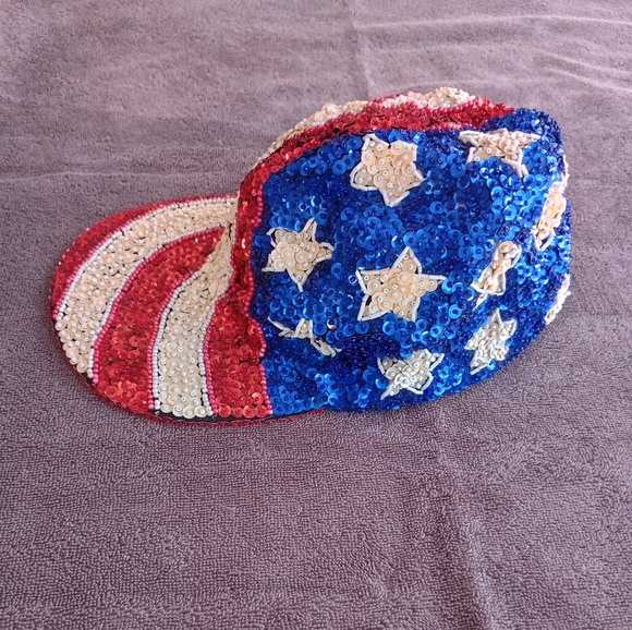 Boutique sequin hat - Picture 2 of 4